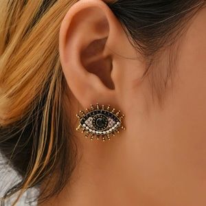 ✨ Evil Eye Crystal Earrings